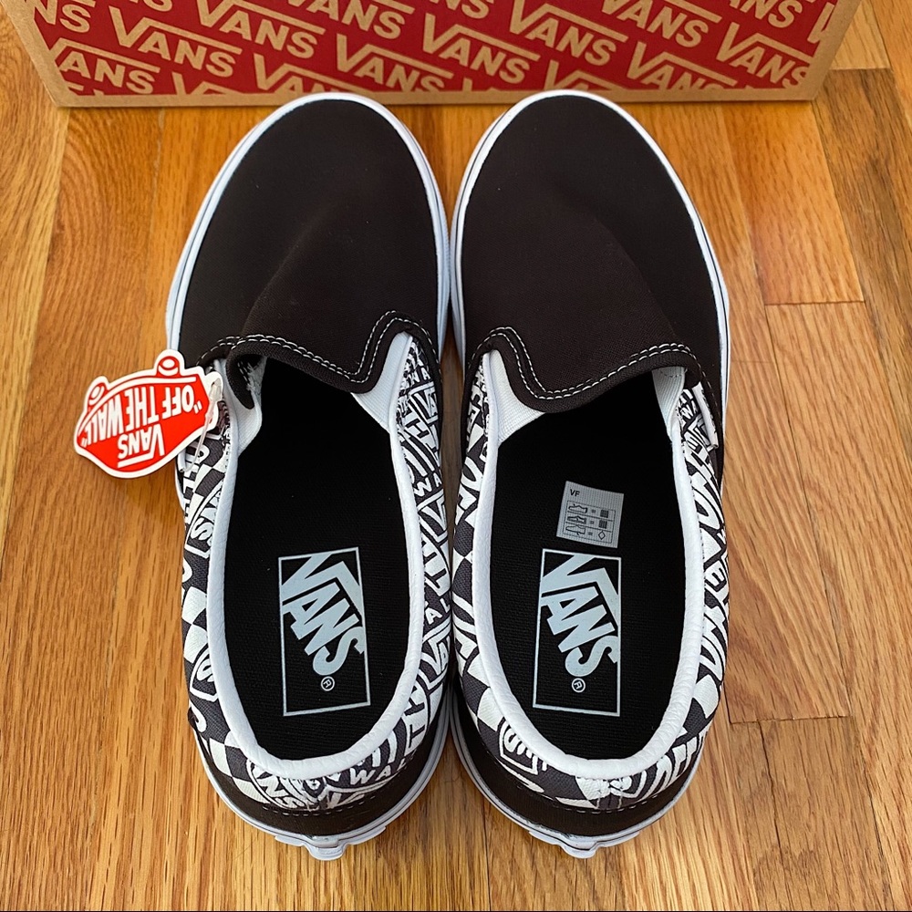 Vans Classic Slip On Women’s Sneakers - Picture 5 of 7